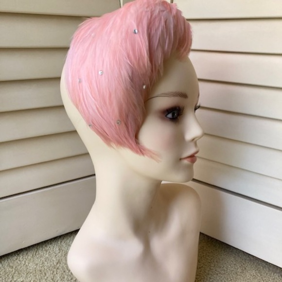 1950's Pink feather Fascinator - Picture 10 of 12